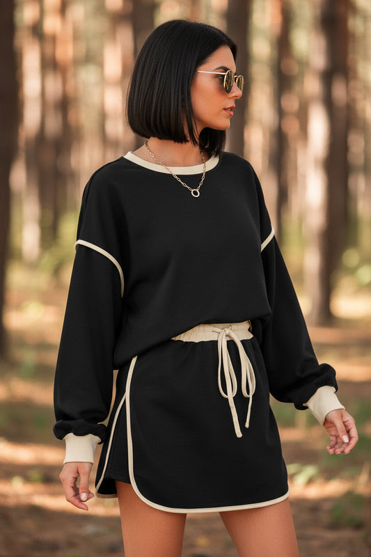 Evergreen Color Contrast Loose Pullover and Lace-up Waist Skort Set