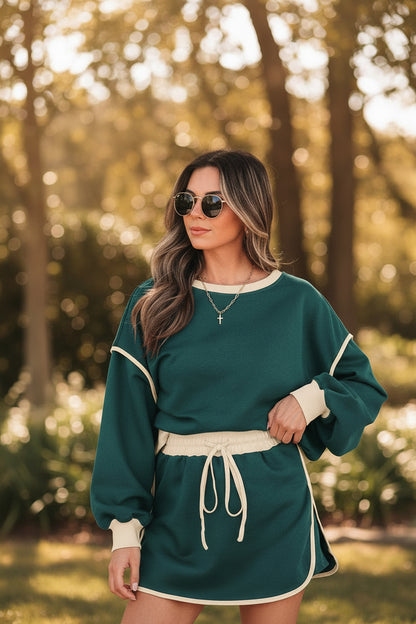 Evergreen Color Contrast Loose Pullover and Lace-up Waist Skort Set